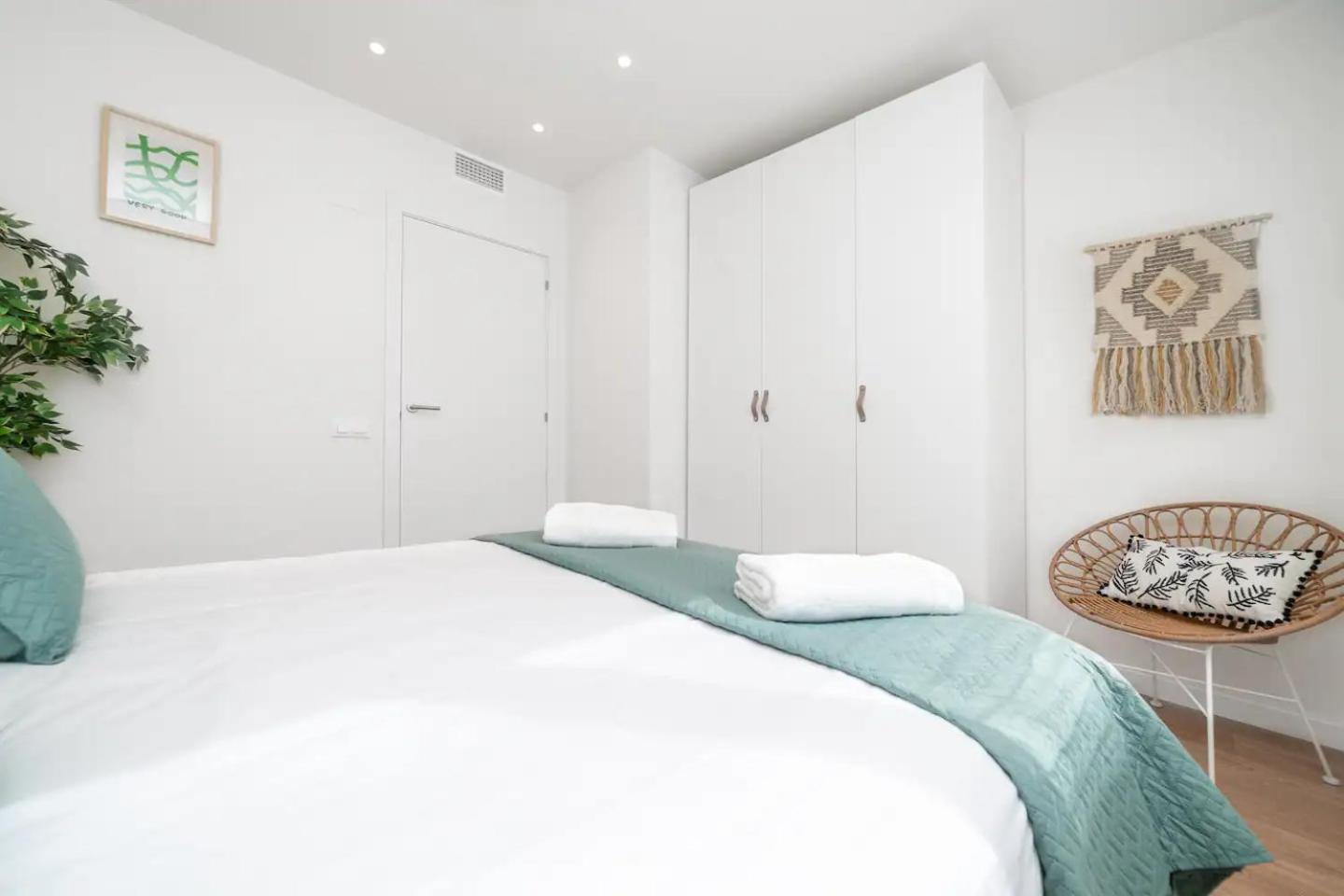 Soler Apartments Sant Adria de Besos Exterior photo
